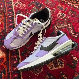 Purple Nike Air Max